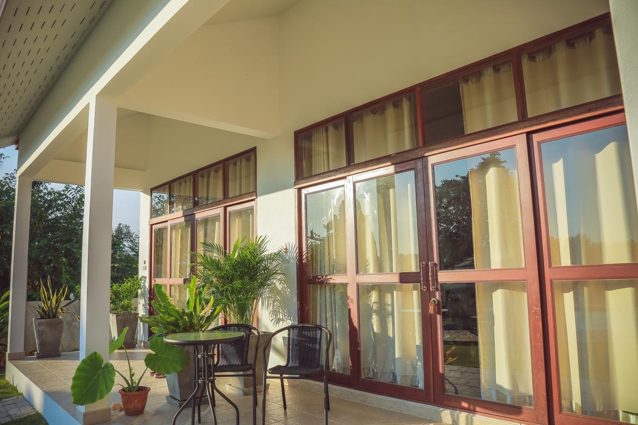 Hotel Tree Roots Retreat Rayong Esterno foto