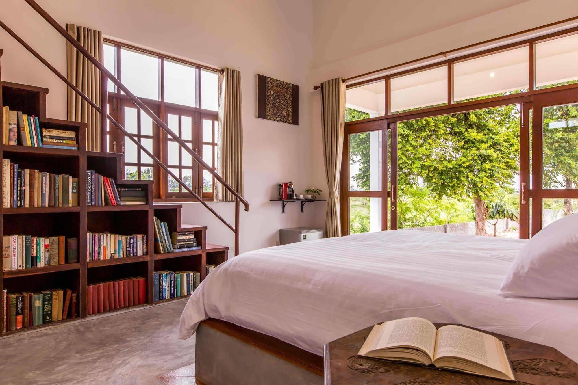 Hotel Tree Roots Retreat Rayong Esterno foto
