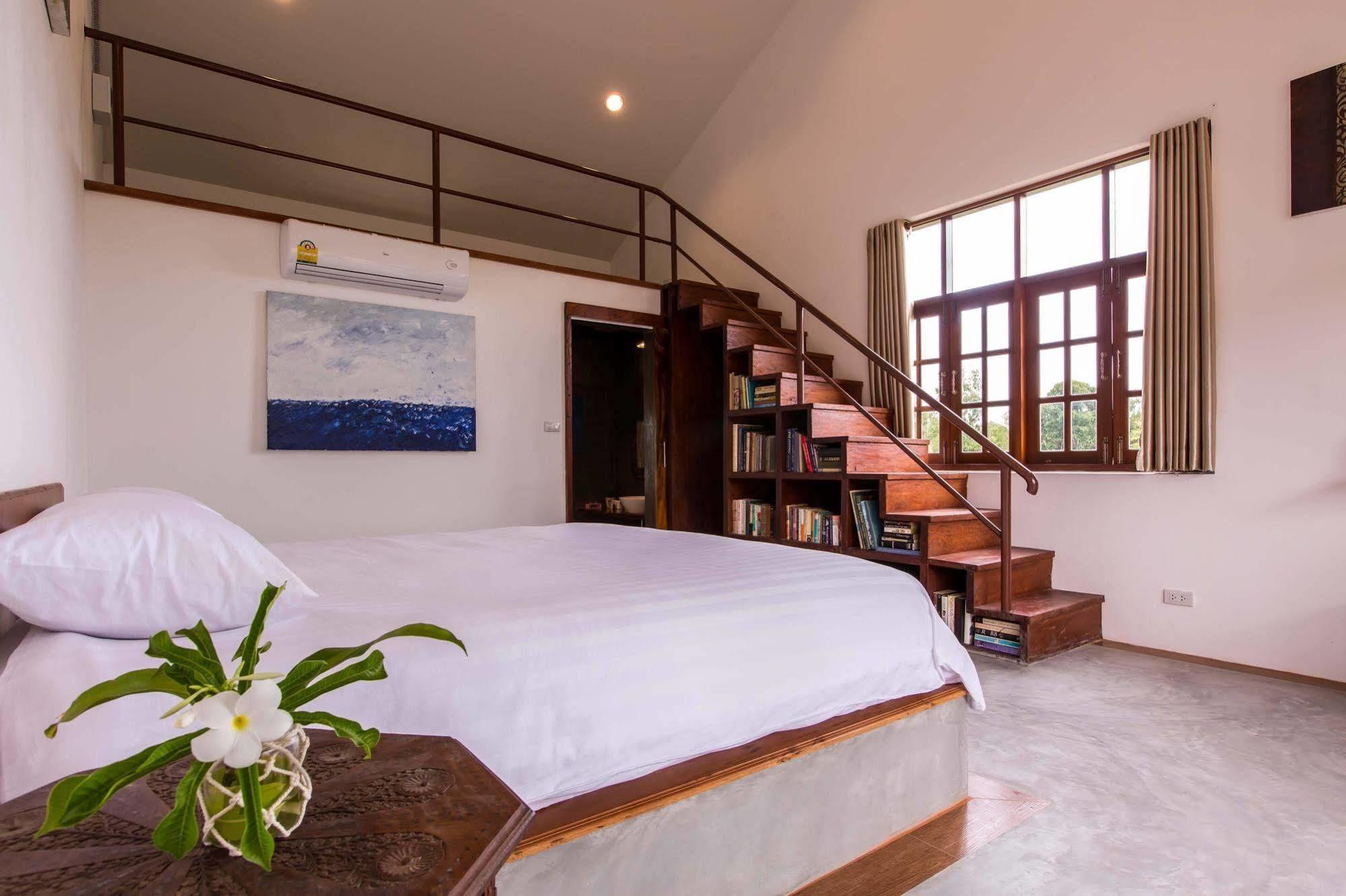 Hotel Tree Roots Retreat Rayong Esterno foto