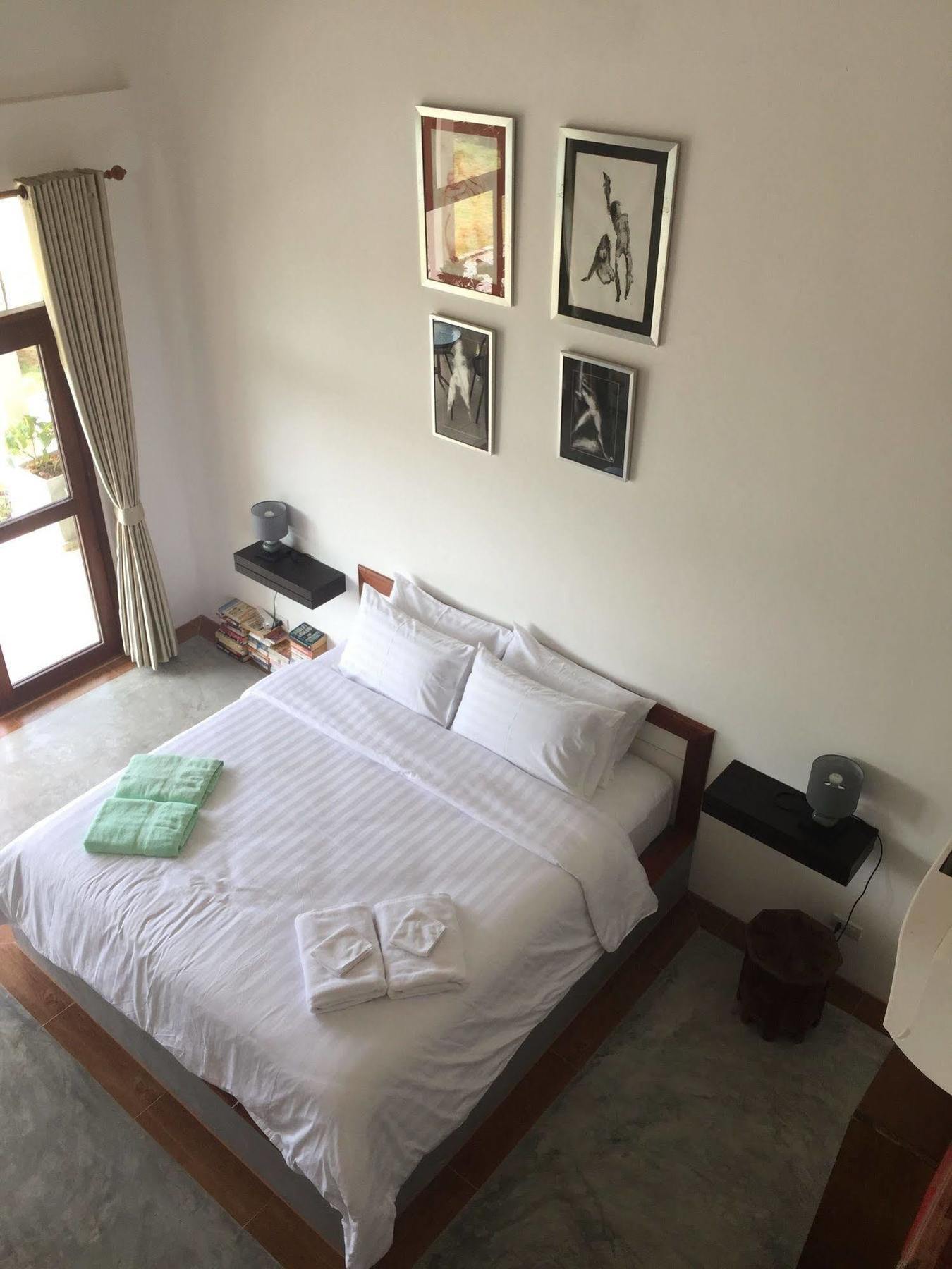 Hotel Tree Roots Retreat Rayong Esterno foto